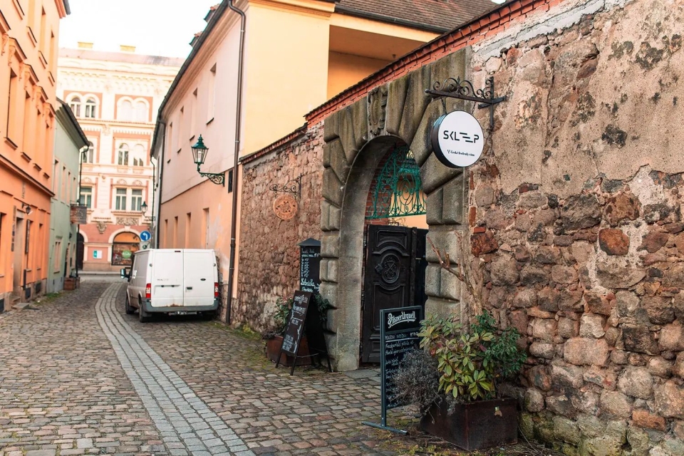 Pohled z Malé ulice